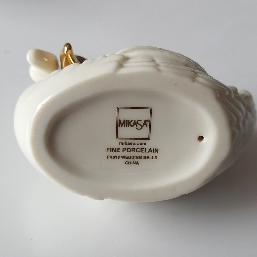 Mikasa Swan Place Card Holder Fine Porcelain Wedding Bells Collection - Picture 7 of 8